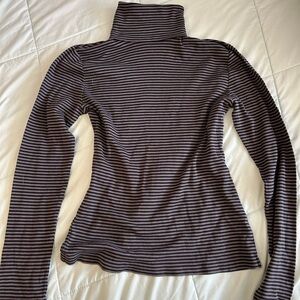 Garnet Hill Striped Turtleneck Top in Brown and Black